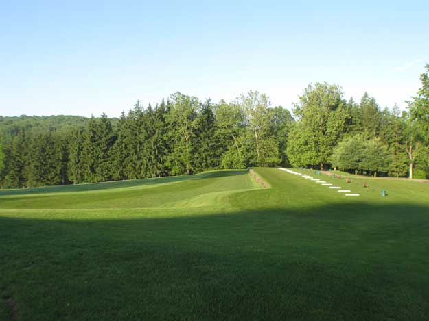 tee area for driving range